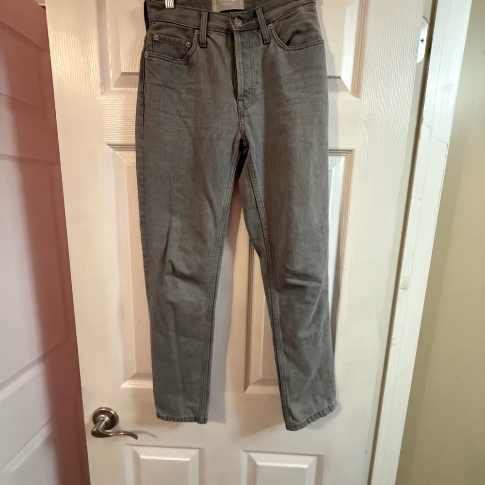 Everlane Women's Gray Straight Leg Jeans